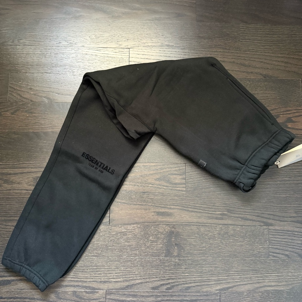 Fear of God Essentials SS22 Sweatpants Stretch Limo Black Size XS, M, L, XL